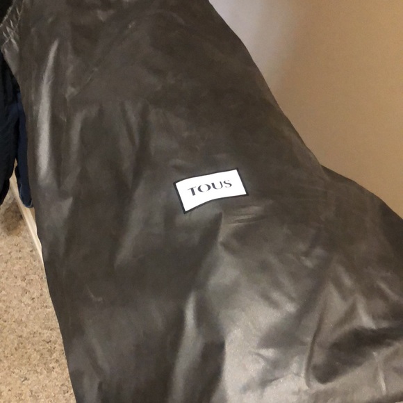 Tous Tote & Wallet brand new with dust bag never been used. - Picture 8 of 11